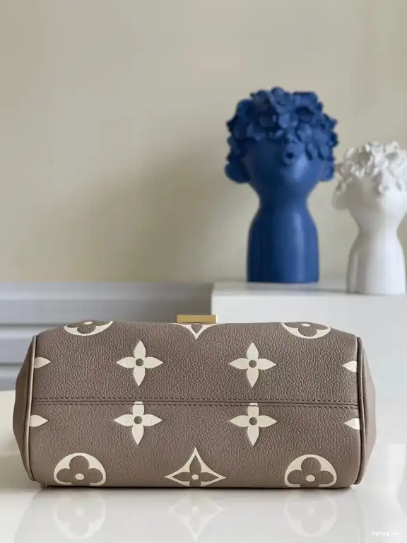 FAVORITE LOUIS VUITTON 0611